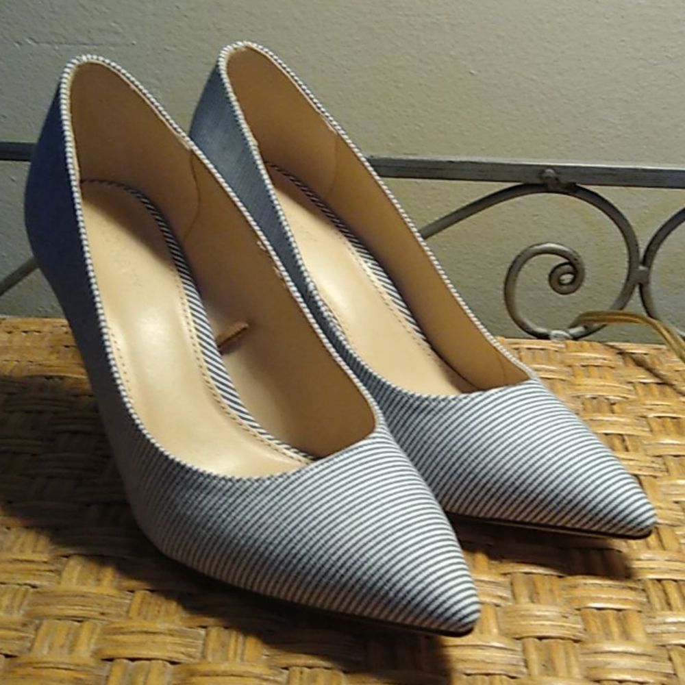 Old Navy Blue/White Heels 7